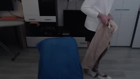 Snapshot of angryzan chatting on 10-01-25, 06:08 vodka online show from 10-01-25, 06:08