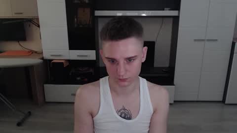 Snapshot of angryzan chatting on 10-02-25, 05:14 vodka online show from 10-02-25, 05:14