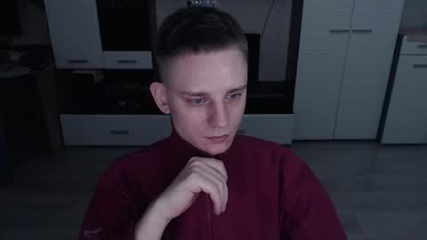 Snapshot of angryzan chatting on 10-21-25, 04:46 vodka online show from 10-21-25, 04:46