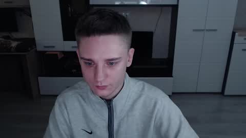 Snapshot of angryzan chatting on 10-29-25, 06:15 vodka online show from 10-29-25, 06:15