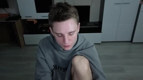 Snapshot of angryzan chatting on 12-05-25, 05:16 vodka online show from 12-05-25, 05:16