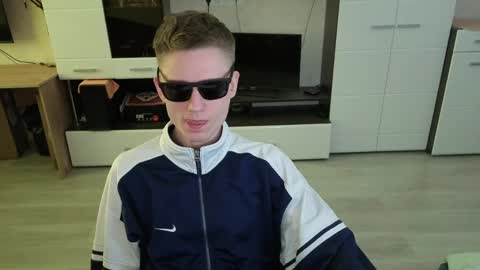 vodka online show from 05-13-26, 06:33