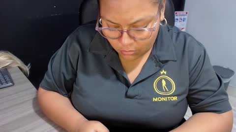 angy online show from 11-08-25, 11:03