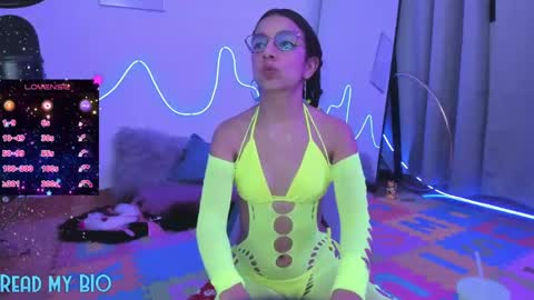 Snapshot of anhala_ chatting on 01-26-25, 10:02 Anhala Rivera online show from 01-26-25, 10:02