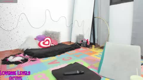 Snapshot of anhala_ chatting on 02-07-25, 02:50 Anhala Rivera online show from 02-07-25, 02:50