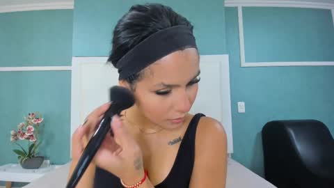 Snapshot of ania_gomez chatting on 09-10-25, 09:37 Ania online show from 09-10-25, 09:37