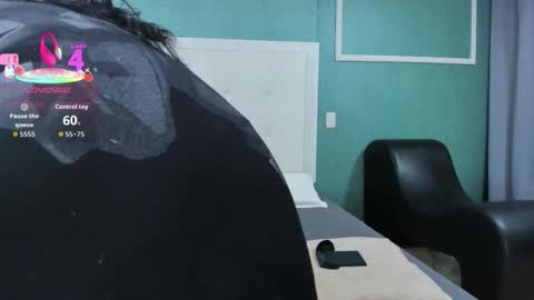 Ania online show from 11-13-25, 09:58