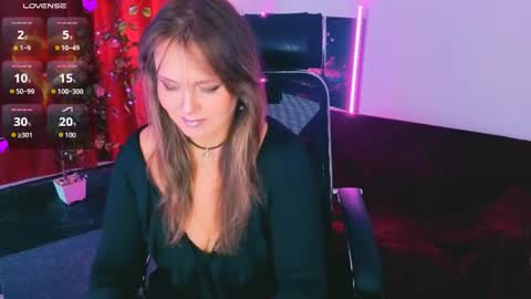 Aniela online show from 07-18-26, 04:49