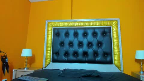 Snapshot of anievans_ chatting on 09-21-25, 11:01 Ani Time schedule 0600 - 1400 GMT -5 online show from 09-21-25, 11:01