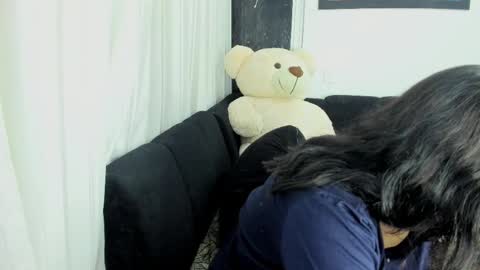 Snapshot of aniisaalii chatting on 04-30-26, 05:03 Anissa online show from 04-30-26, 05:03