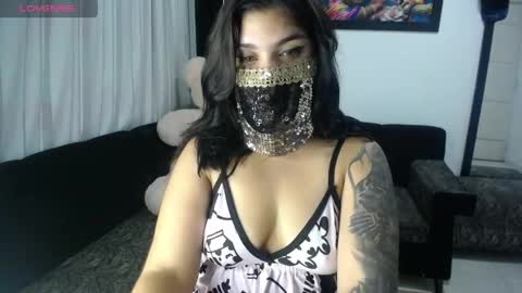 Snapshot of aniisaalii chatting on 05-10-26, 04:39 Anissa online show from 05-10-26, 04:39