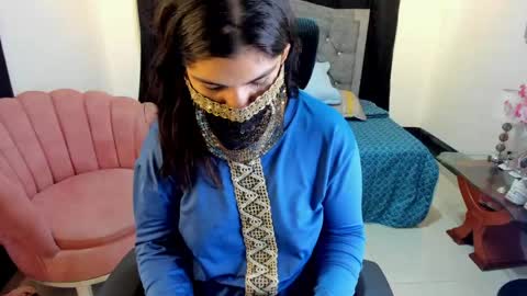 Snapshot of aniisaalii chatting on 05-19-26, 05:30 Anissa online show from 05-19-26, 05:30
