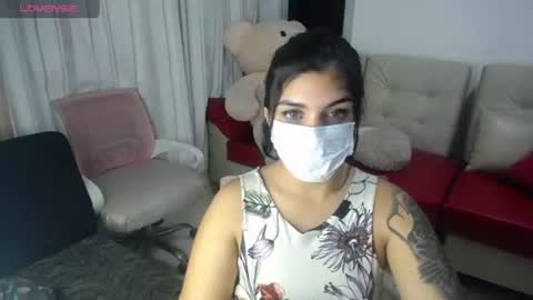 Snapshot of aniisaalii chatting on 06-10-26, 04:01 Anissa online show from 06-10-26, 04:01