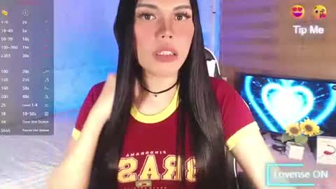 Snapshot of anikkafox chatting on 05-13-26, 11:51 Nikka online show from 05-13-26, 11:51