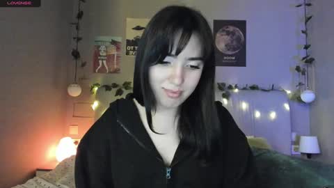 Snapshot of anisa_sweet chatting on 12-13-24, 08:47 Anisa Moan from LovenseWet from Tip MenuOpen for Private online show from 12-13-24, 08:47