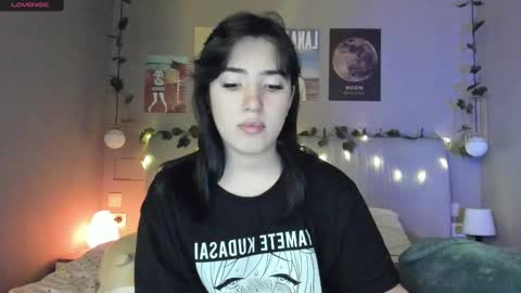 Snapshot of anisa_sweet chatting on 12-17-24, 05:15 Anisa Moan from LovenseWet from Tip MenuOpen for Private online show from 12-17-24, 05:15