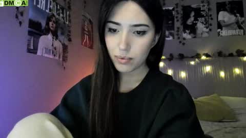 Snapshot of anisa_sweet chatting on 10-07-25, 06:43 Anisa Moan from LovenseWet from Tip MenuOpen for Private online show from 10-07-25, 06:43