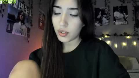 Snapshot of anisa_sweet chatting on 10-15-25, 04:01 Anisa Moan from LovenseWet from Tip MenuOpen for Private online show from 10-15-25, 04:01