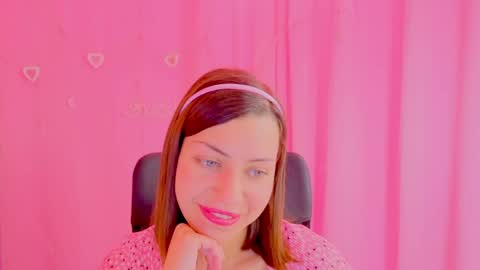 Anni online show from 04-14-26, 01:17