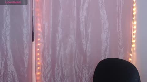 ANITTA online show from 05-21-26, 01:12