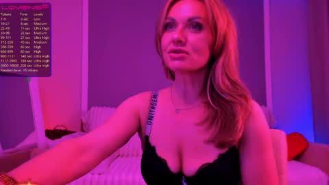 Snapshot of anita_forever chatting on 05-30-26, 10:07 Anita online show from 05-30-26, 10:07
