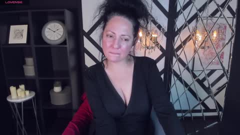 Anita online show from 12-13-24, 09:09