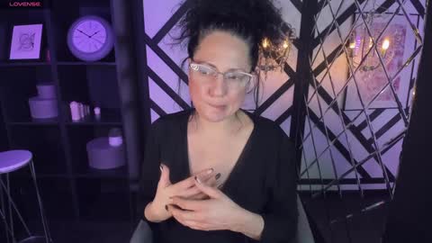 Anita online show from 12-15-24, 08:36