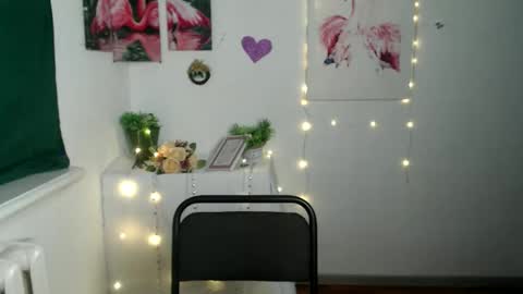 anitaa_a online show from 10-11-25, 07:40
