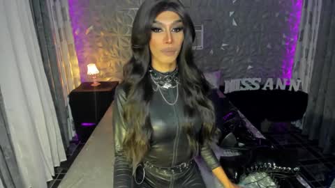 Miss Ann online show from 01-19-25, 06:32