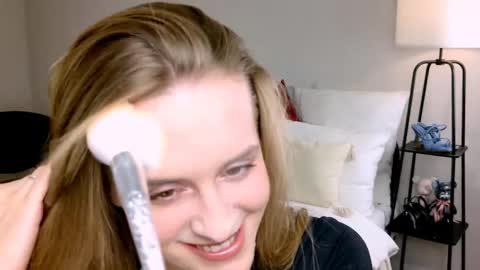 Anita online show from 09-15-25, 02:06