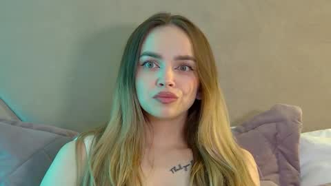 AnitaVenture online show from 04-10-26, 05:45