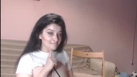 Snapshot of anittac14 chatting on 11-05-25, 04:40 Anitta online show from 11-05-25, 04:40