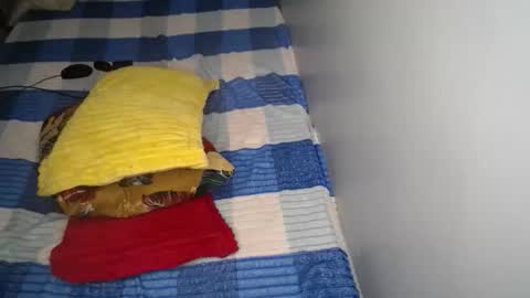 aniz65 online show from 12-21-25, 03:24