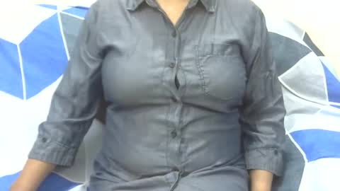 anjali_dogra786 online show from 09-30-25, 07:02