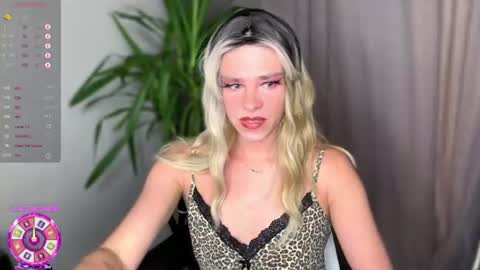 anjalin_sososok online show from 07-09-26, 03:10