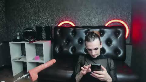 Angel online show from 07-04-26, 06:03