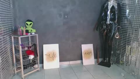 Snapshot of anjinhama chatting on 05-21-26, 12:45 Hello My name is NaiaraPv is OPEN online show from 05-21-26, 12:45