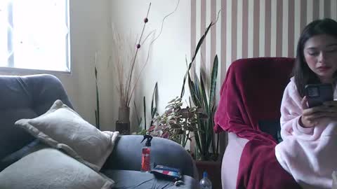 Snapshot of anmaadler chatting on 02-14-25, 05:46 Anma Adler online show from 02-14-25, 05:46