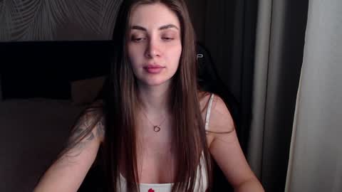 Snapshot of anmary11 chatting on 12-30-24, 07:11 mary online show from 12-30-24, 07:11