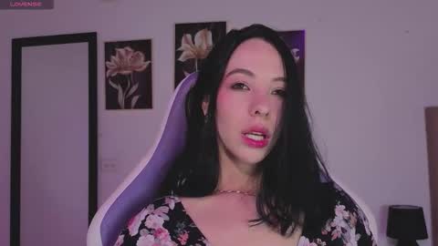 Ana  online show from 11-23-25, 02:33