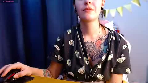 Ann online show from 03-01-25, 06:21