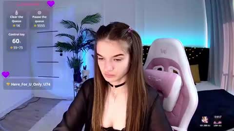 ann_woood online show from 06-12-26, 02:38