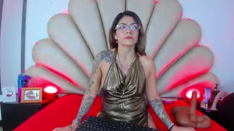 Anna  online show from 02-12-25, 12:22