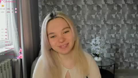 Anna online show from 04-19-26, 07:07