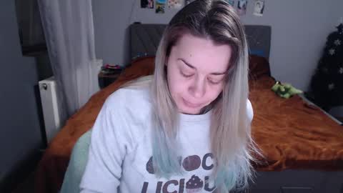 Anadirectgirl online show from 01-09-25, 12:41