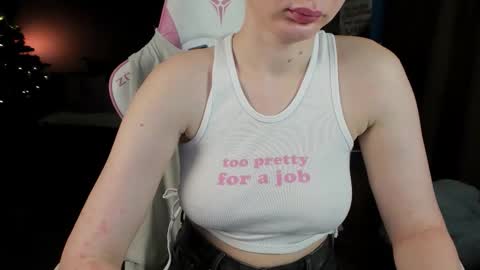 AnnaThe next stream is tomorrow online show from 12-19-25, 05:36