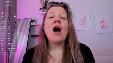 Anna online show from 09-17-25, 05:53