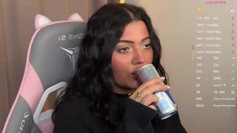 Anna online show from 04-18-26, 05:33