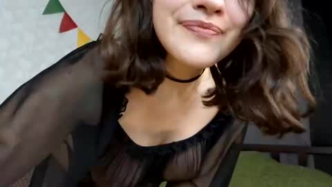 Snapshot of anna_in_wonderworld chatting on 01-10-25, 05:13 Annanext stream 3th of Dec online show from 01-10-25, 05:13