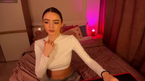Anna online show from 01-30-25, 03:40